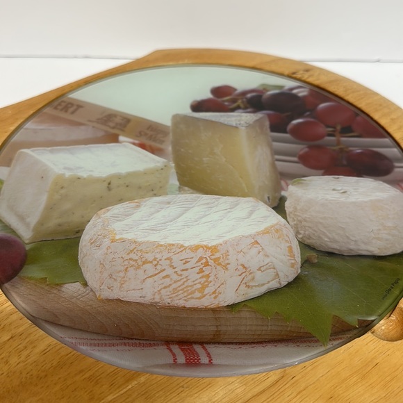 Easy life cheese board with beautiful glass board and 3 tool set - Picture 2 of 12